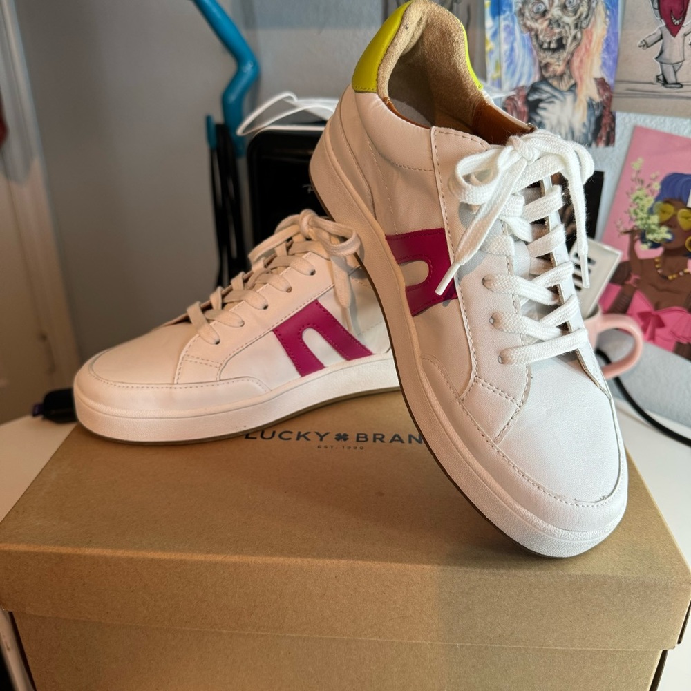 Lucky brand shoes